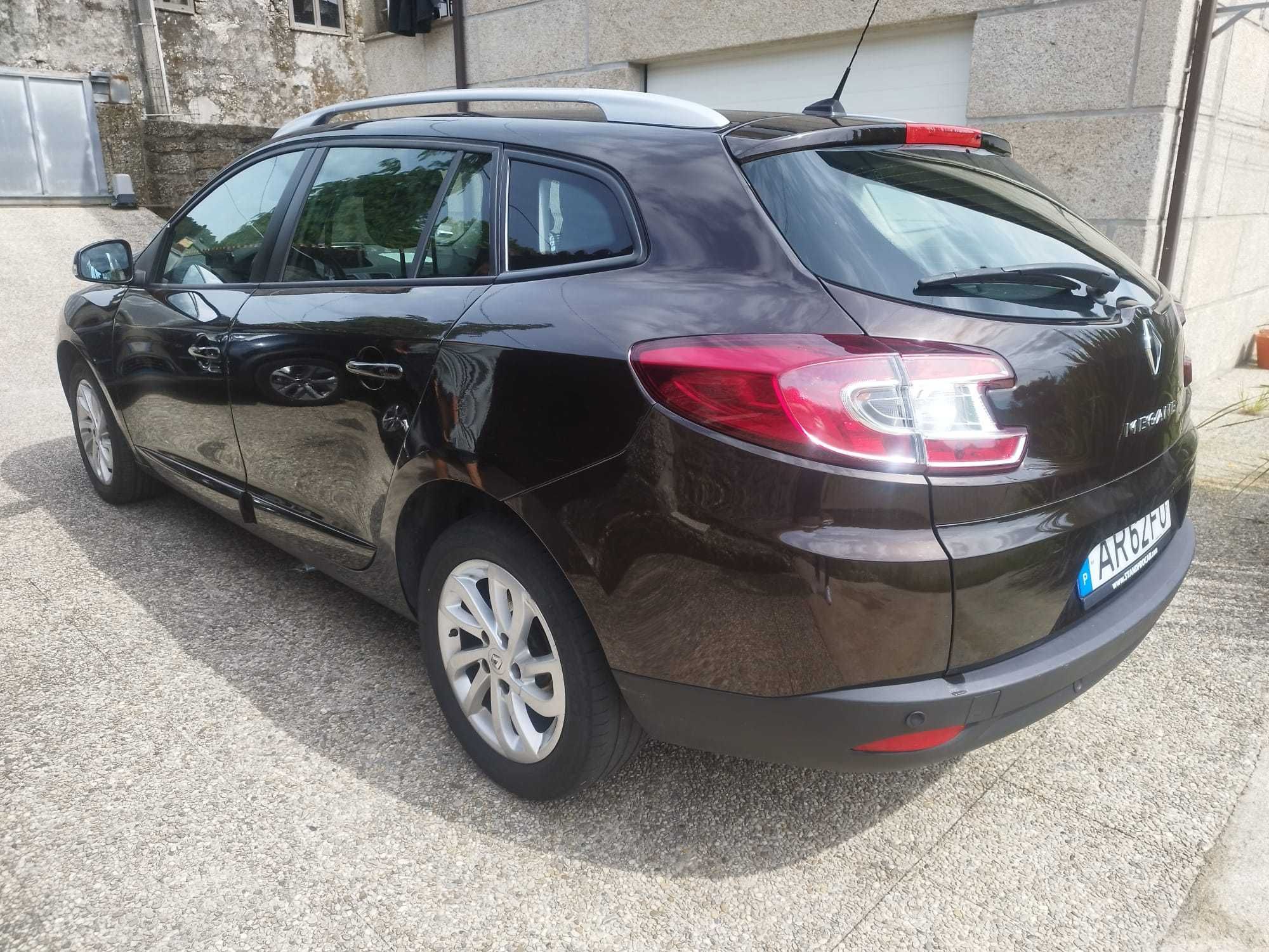 Vendo carrinha Megane