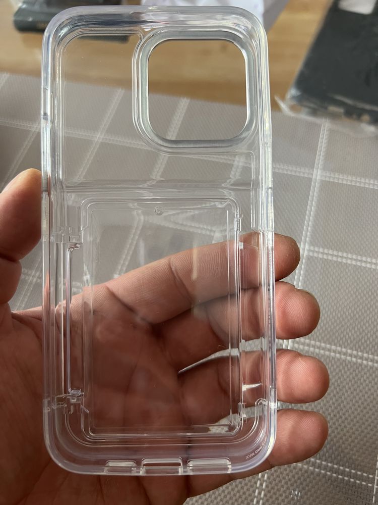 Etui do iPhone 15 Pro Max z kieszonką na dokumentu