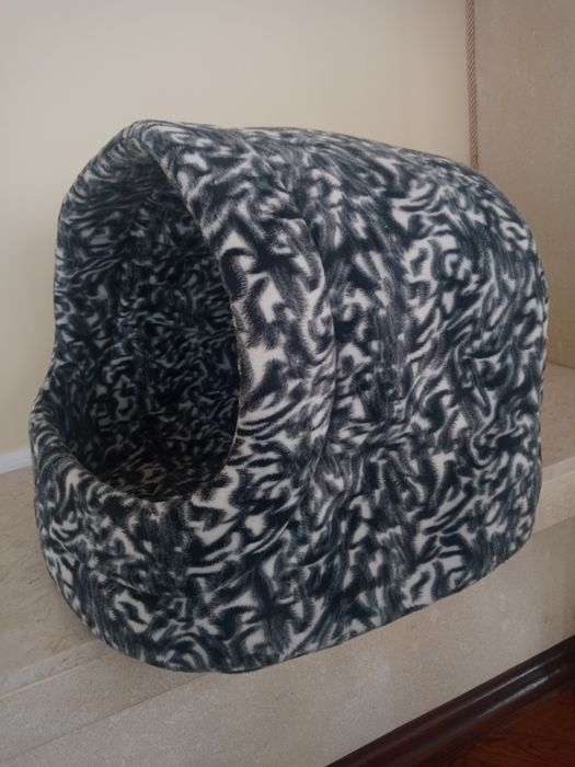 Хатинка, будиночок для кота