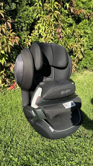 Cybex Junior 2-fix
