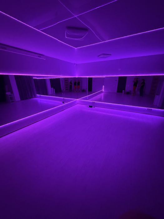 Оренда танцювального залу Виноградарь біля (Ретровіль)