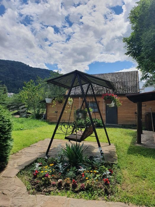 Окремий будиночок подобово. Котедж в Карпатах. Відпочинок в Яремче.