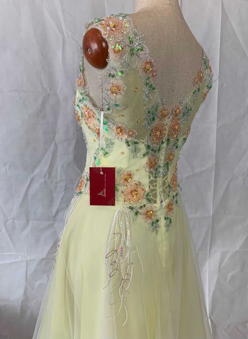 Unikatowa nowa suknia 38 M kolorowa w kwiaty limonkowa balowa na sesję