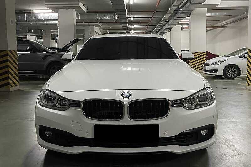 BMW 328і 2016 xDrive Ідеальний стан, Багата комплектація