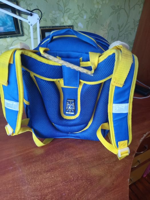 Продам ортопедичний портфель для хлопчика