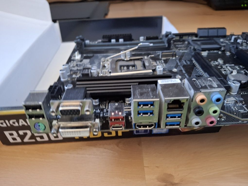 2x4Gb ram ddr4, i5 7500, b250-hd3p, gtx 1050 Ti