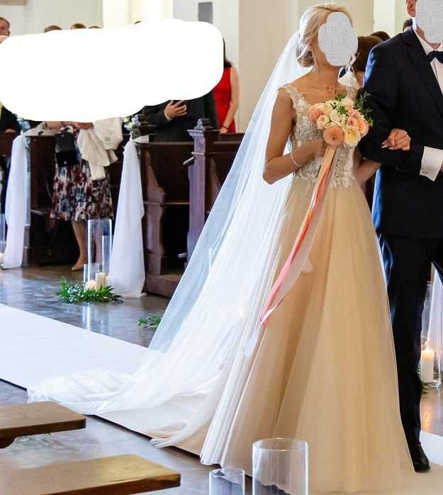 Włoska suknia ślubna