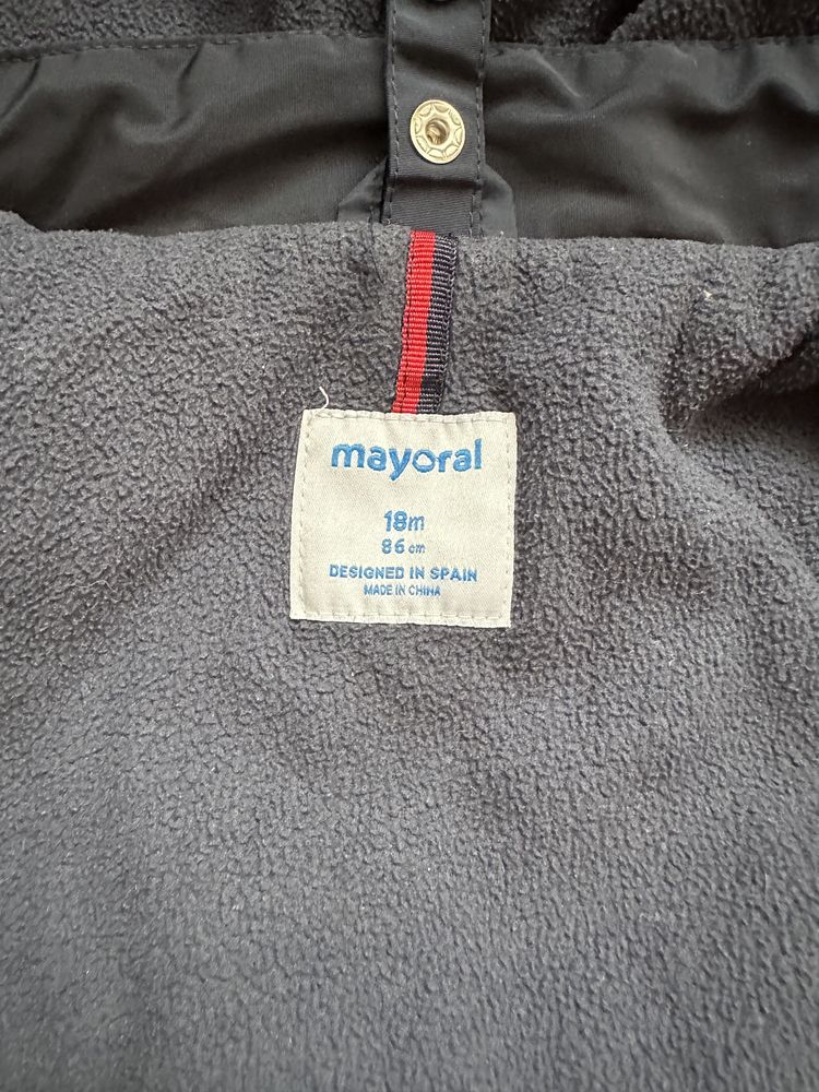 Куртка для хлопчика від Mayoral. 86 розмір