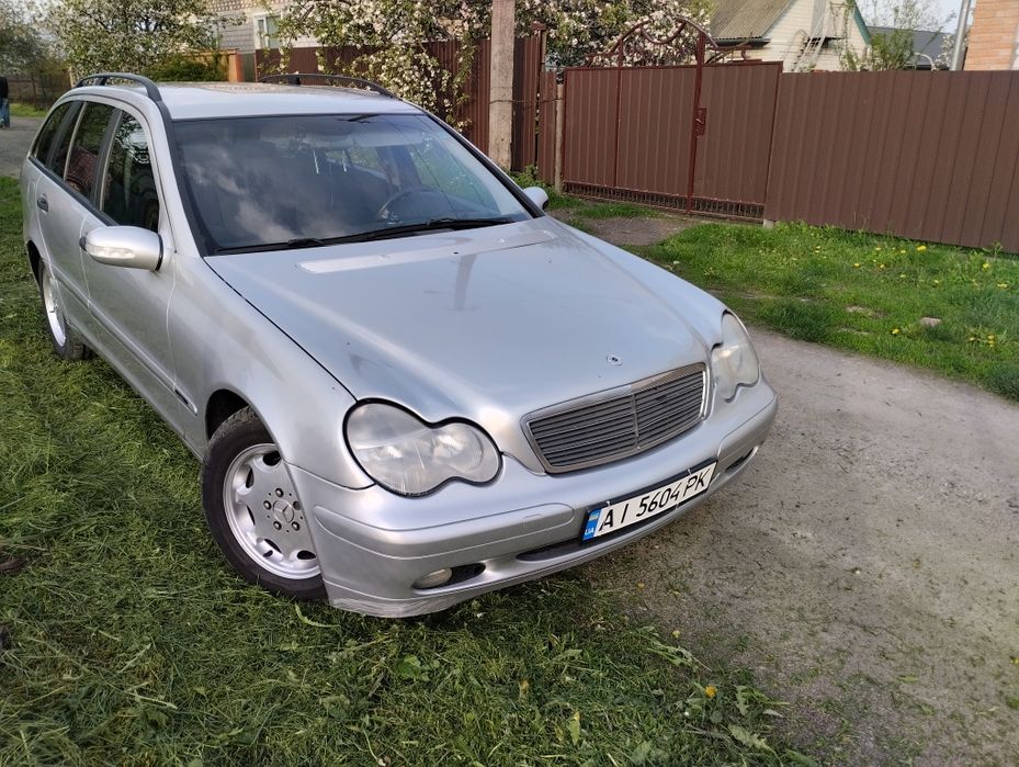 Продам Мерседес С 220