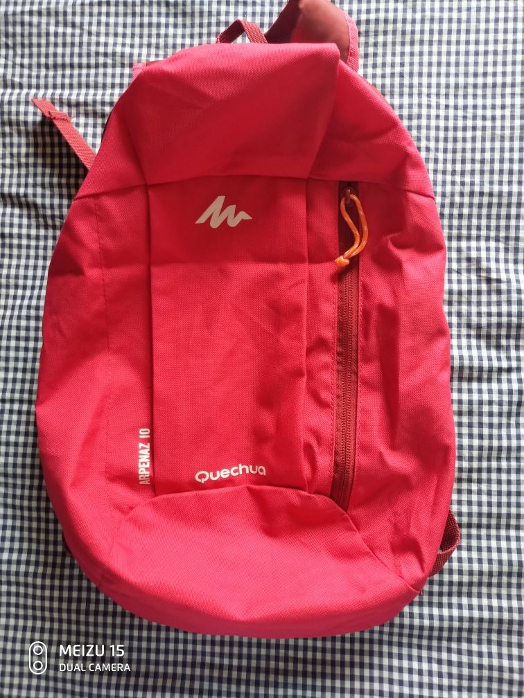 Mochila Decathlon pequena
