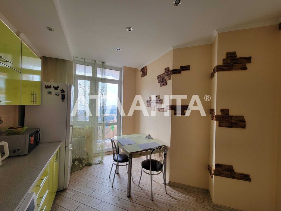 1-к квартира в кирпичном новострое с ремонтом