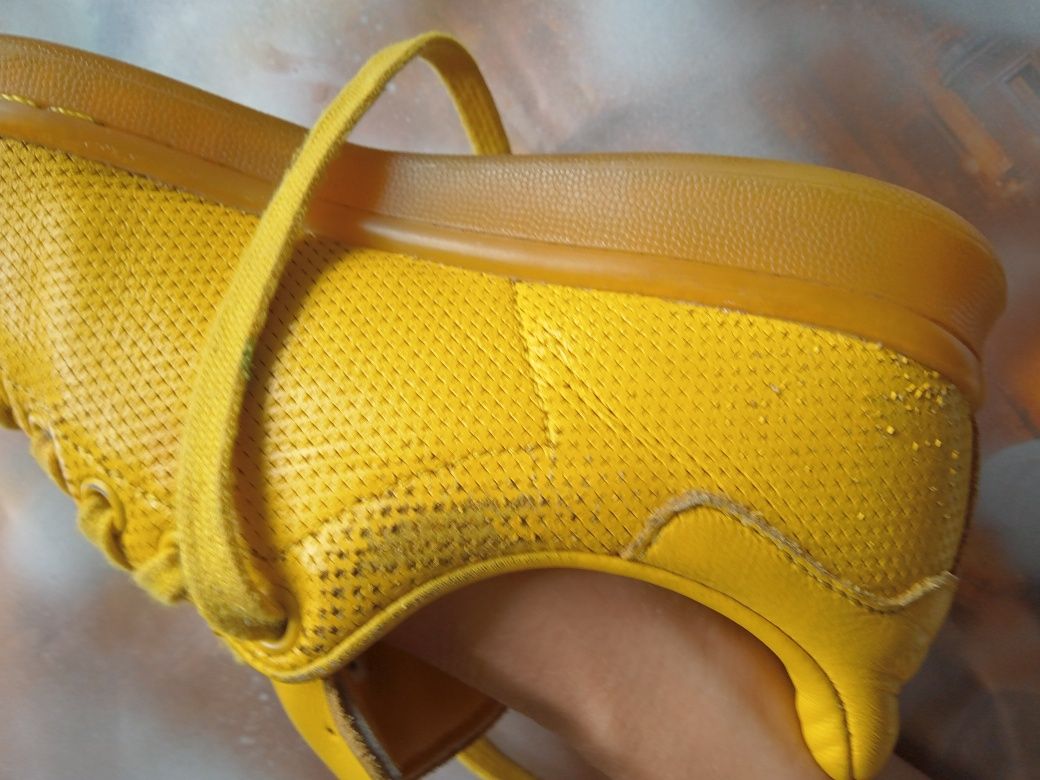 Buty żółte 38 adidas