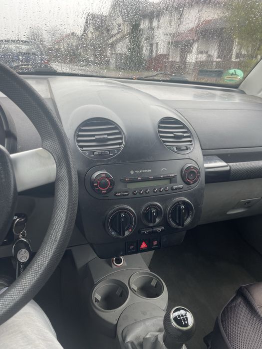 Volkswagen New beetle 1.4 bezyna