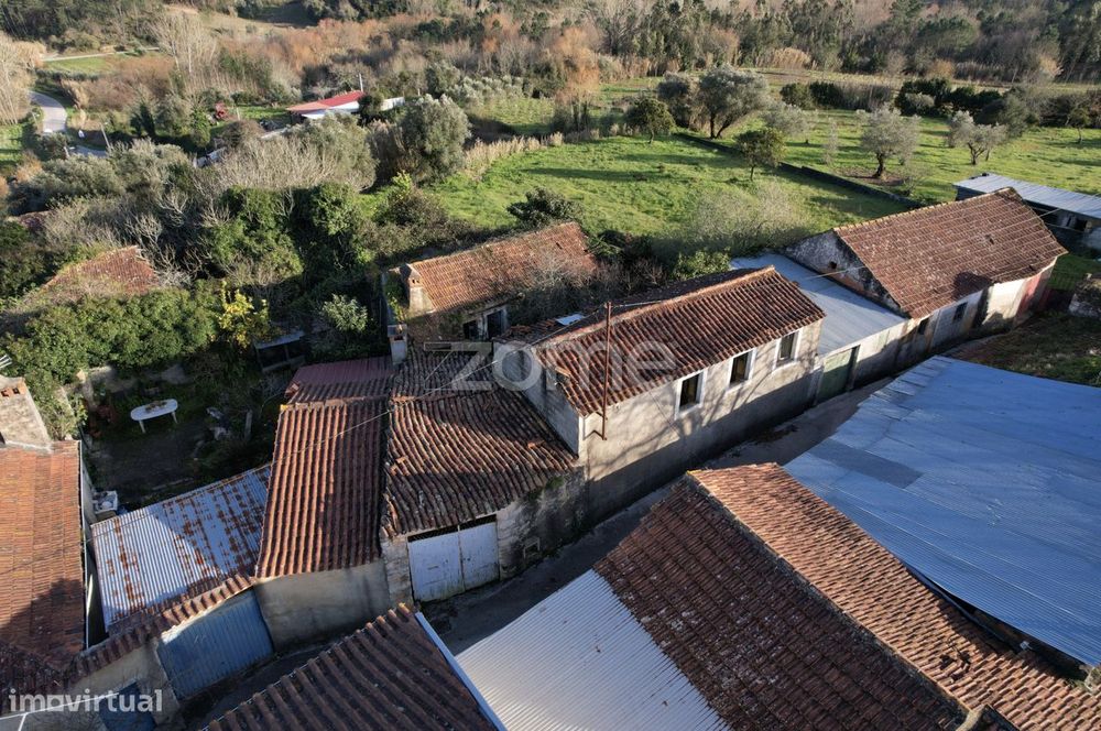 Moradias Garagem Logradouro| Reabilitar | Cavaleiros, Barcouço