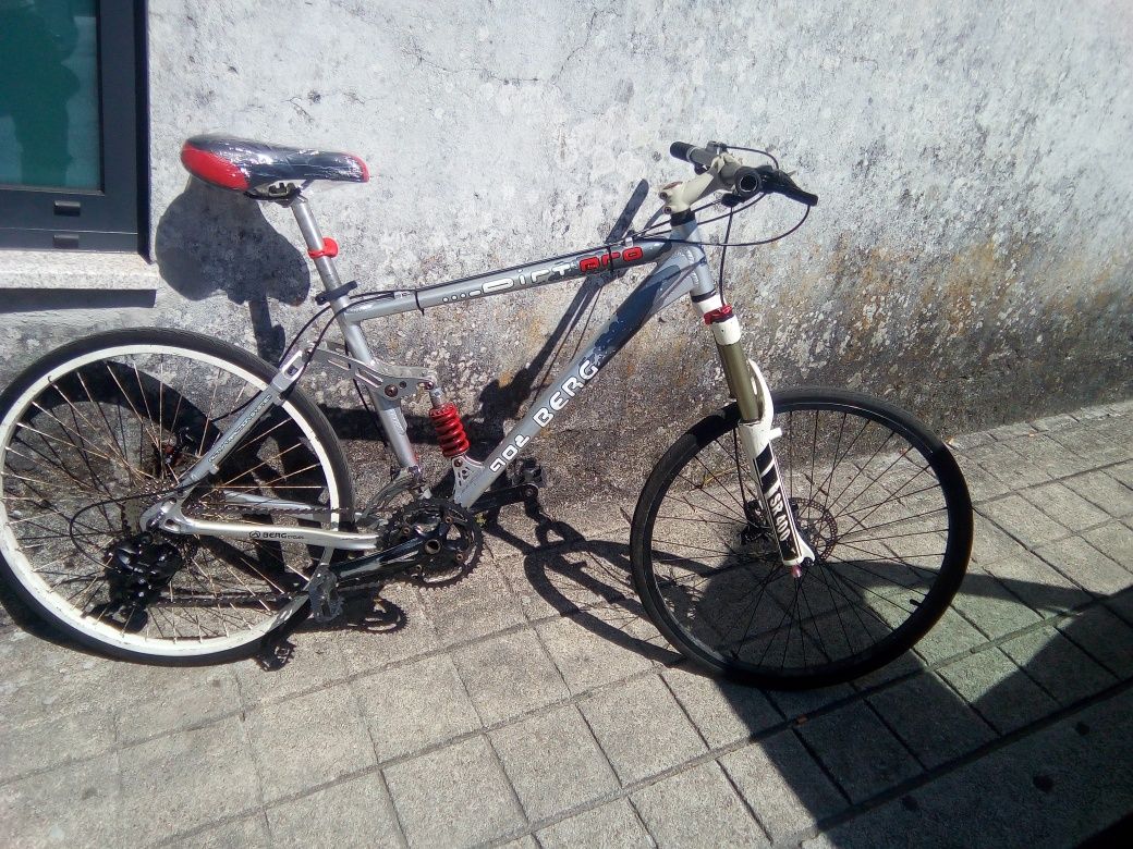 Bicicleta para vende ou troca