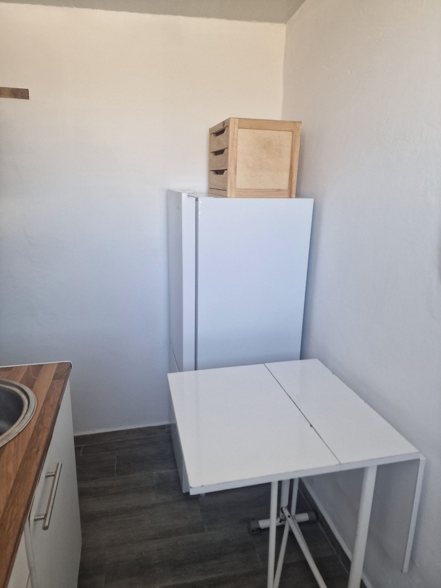 Estúdio T0 com terraço privado. 2 pessoas Máximo.