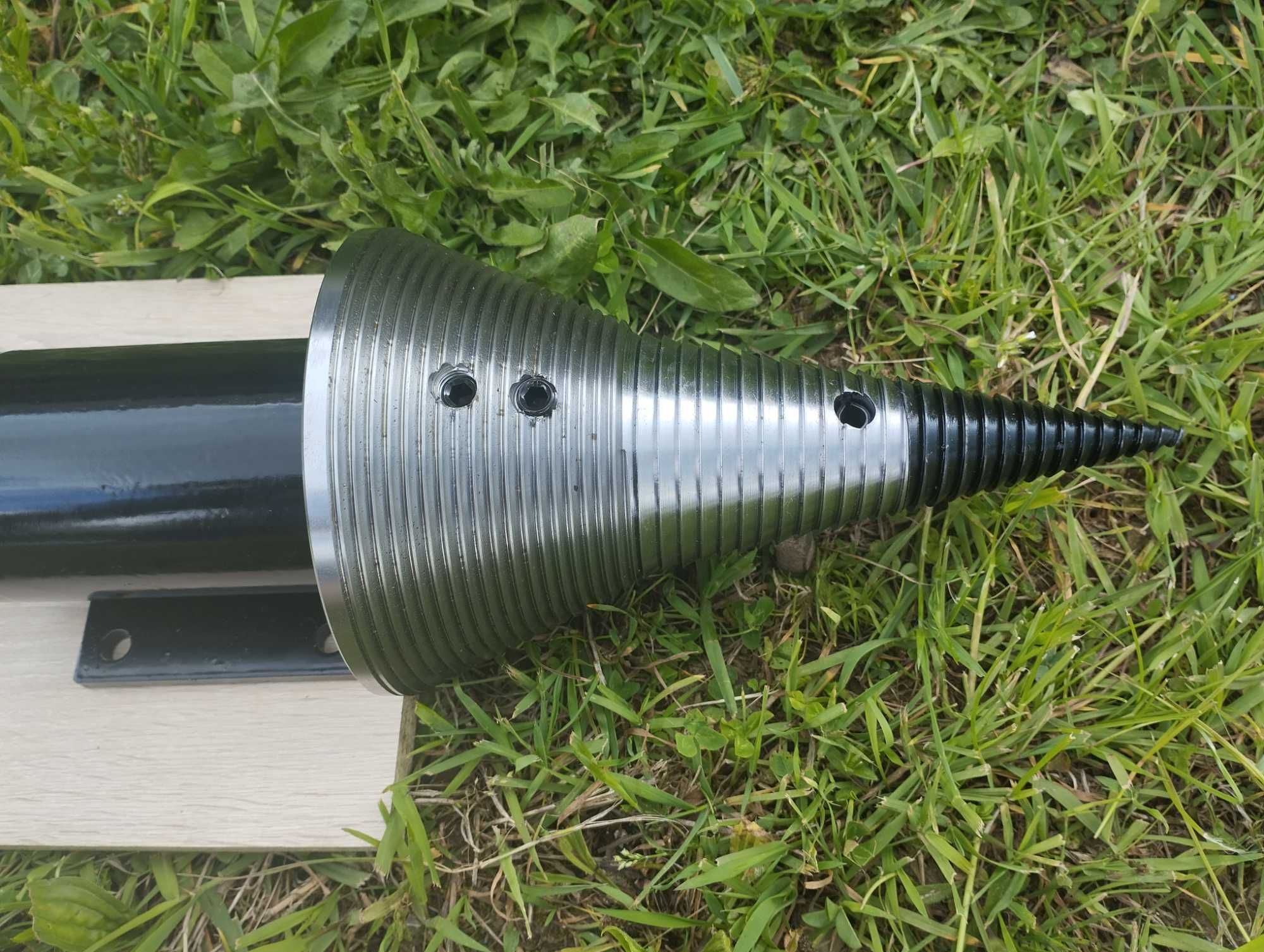 Łuparka świdrowa WOM do ciągnika 150mm / świder do drewna