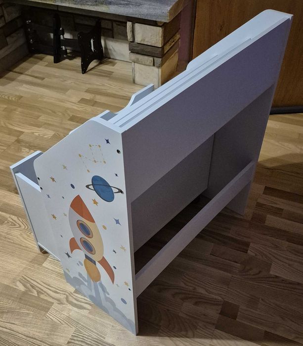 Regał / organizer dziecięcy 3 półki + szuflada na kółkach