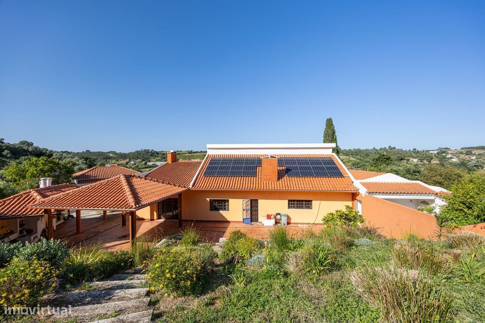 Moradia T6 para venda - Azambuja