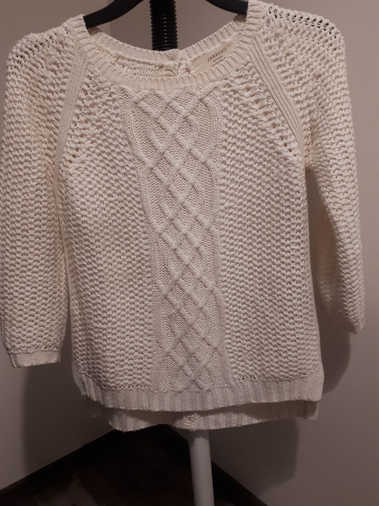 Sweter kremowy rozmiarS/M