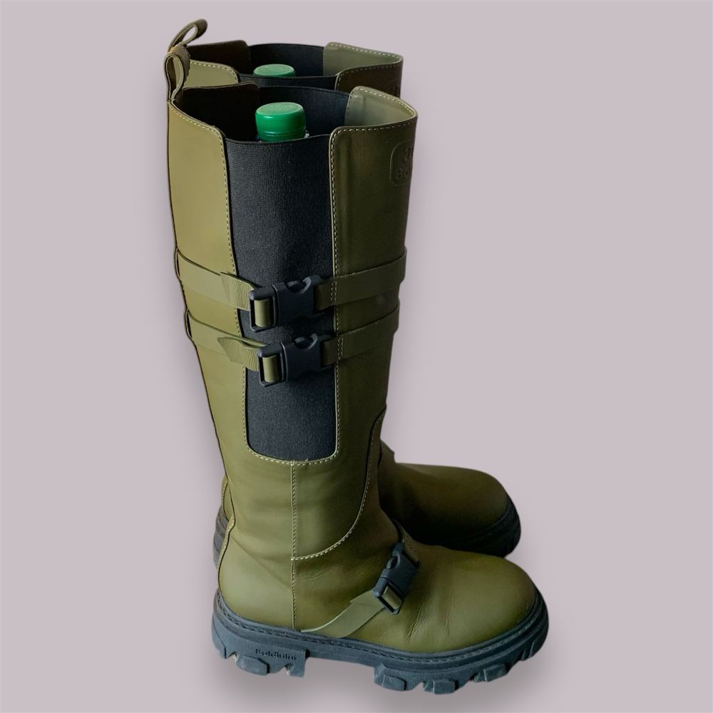Вживані жіночі черевики Baldinini ADD military green 40 р. стан нових