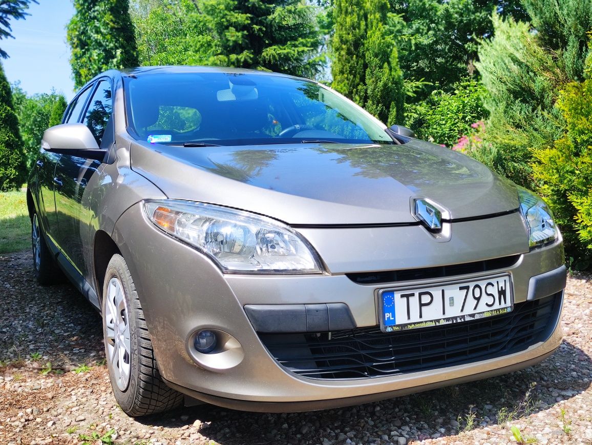 Renault Megane III HB 1.6 benzyna