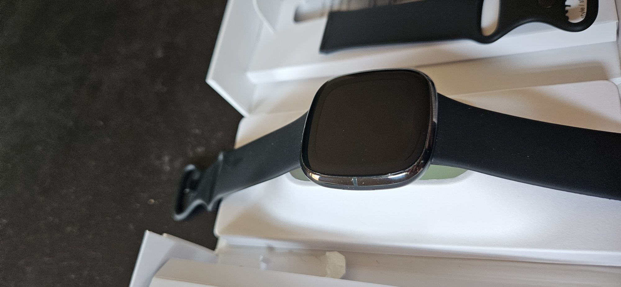 Zegarek smartwatch Fitbit sense