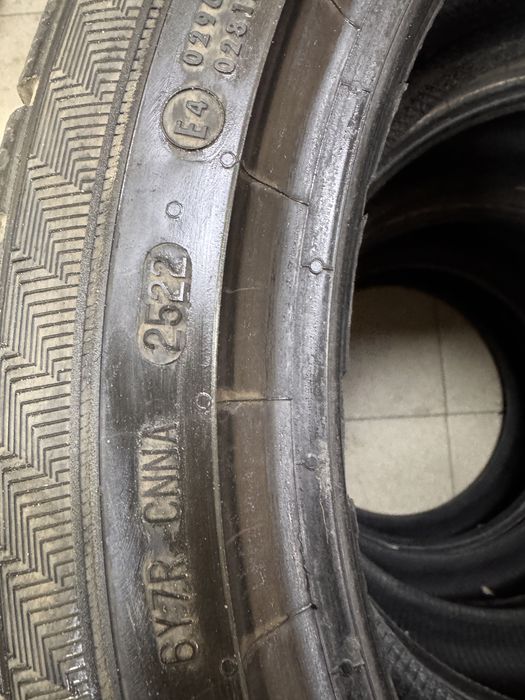 Продам комплект покрышек Gislaved 225.45.r17 (зима) 2022г.