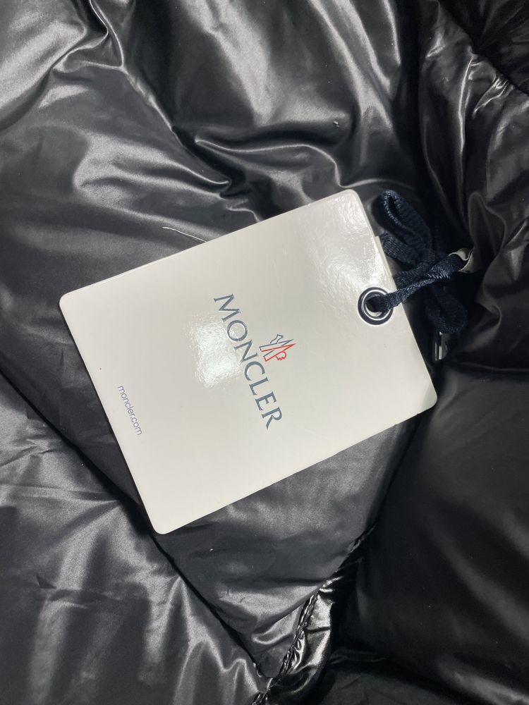 Новая Дутая Жилетка Moncler Luxury Черная Итальянская Down