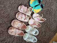Дитяче взуття від 6 місяців до 1року