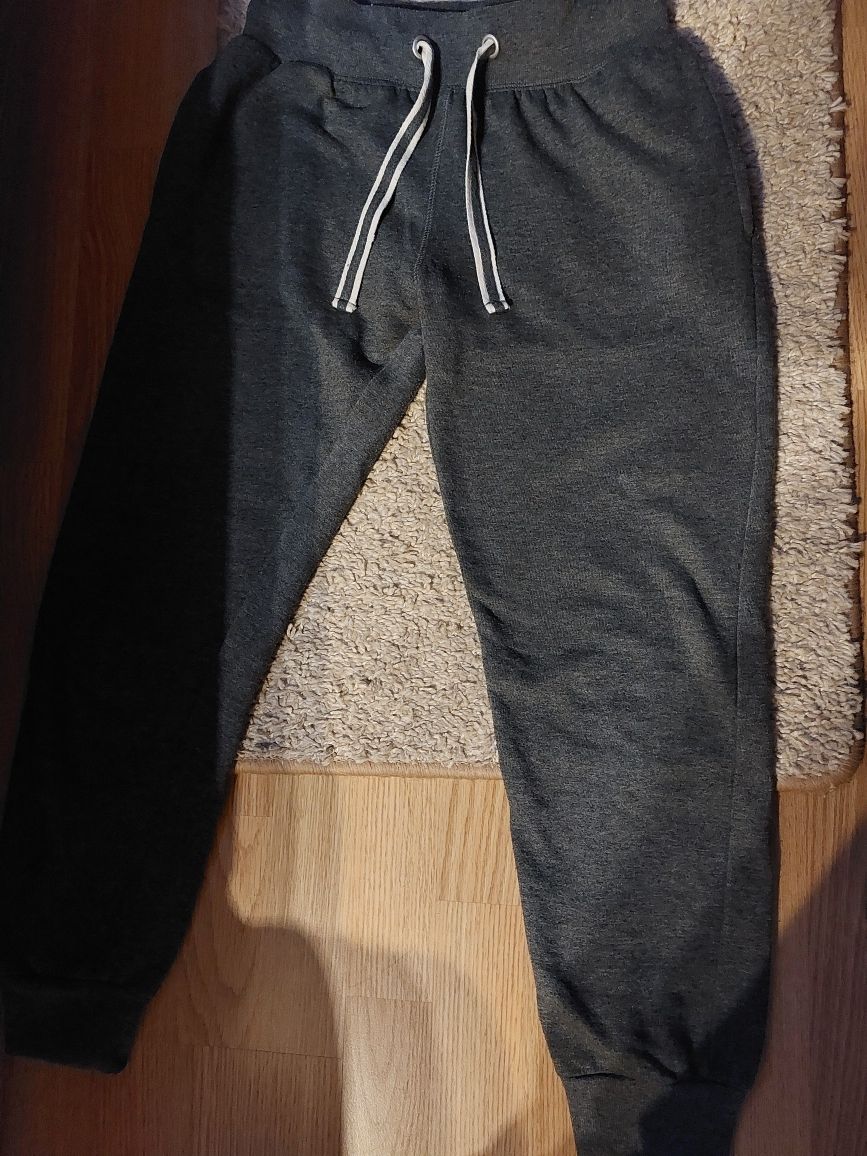 Dres spodnie  Reserved xs