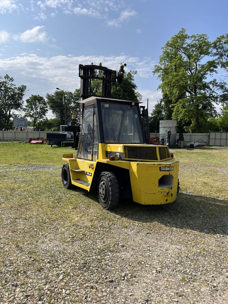 Навантажувач CAT V155B