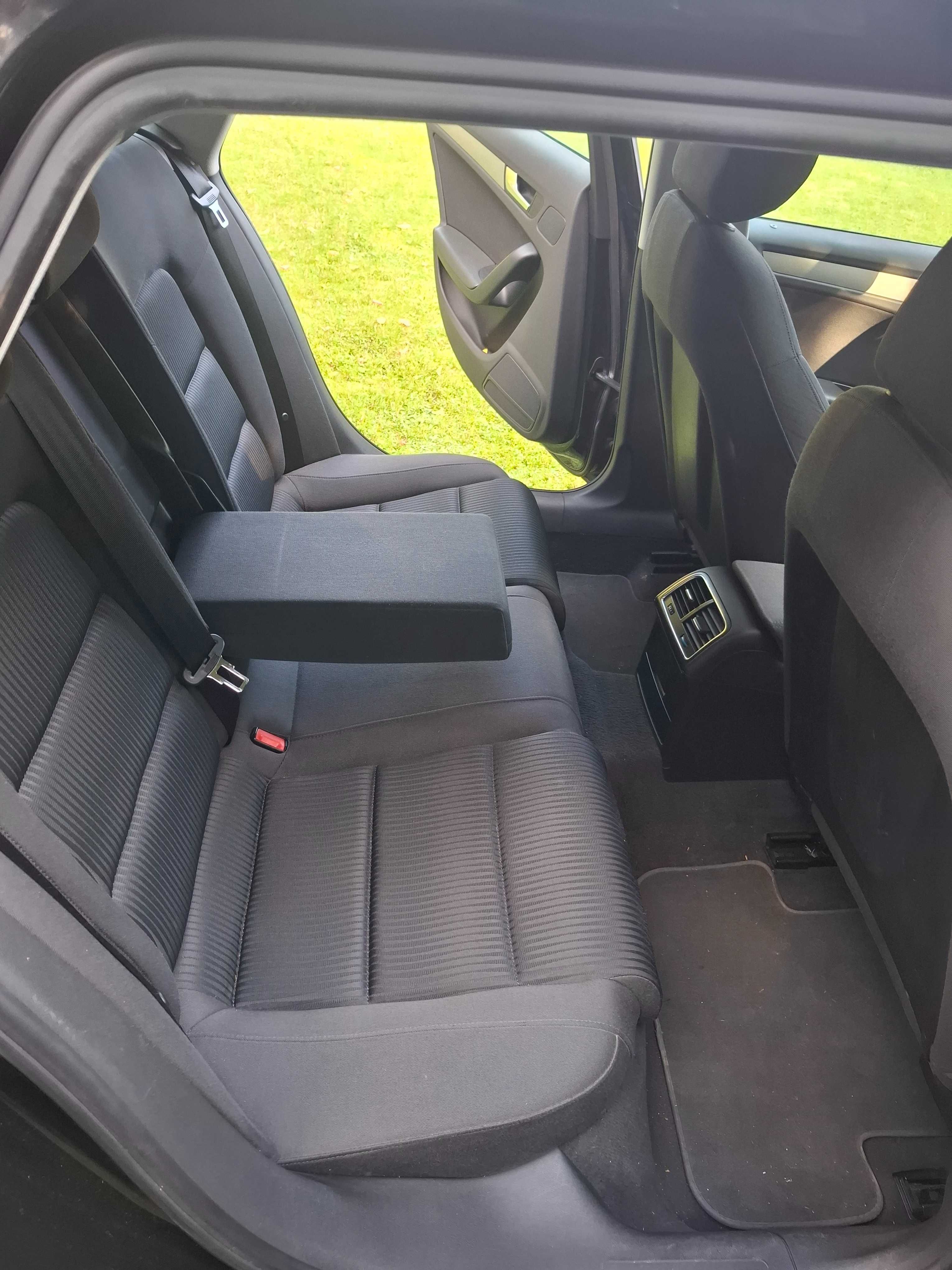 Audi A4 B8 2011r BEZWYPADKOWY 2.0 TDI automat