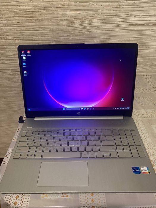 Ноутбук HP для офісу та дому intel kor i7