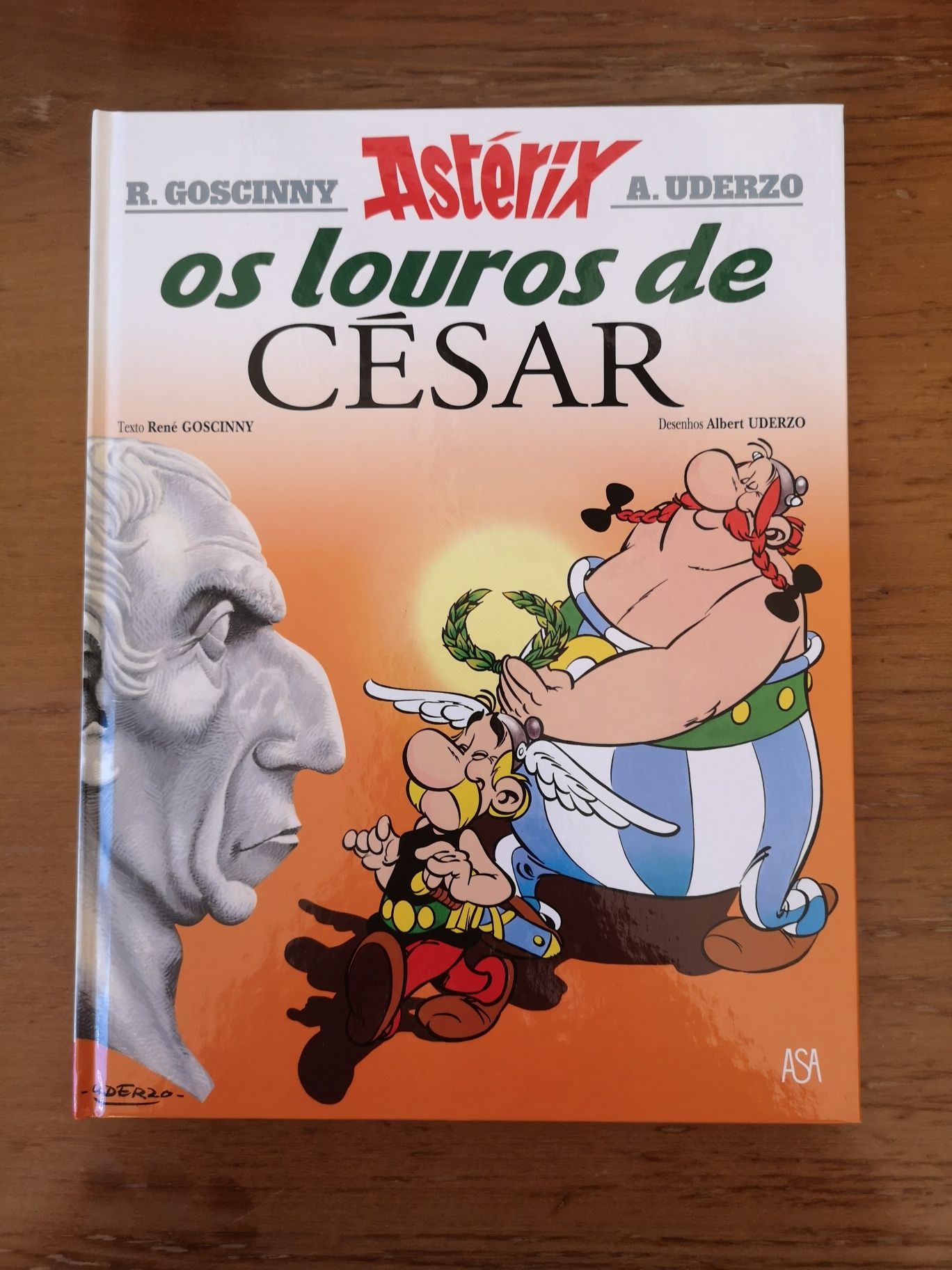 BD Astérix: Os Louros de César