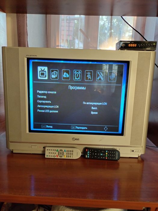 Телевізор Lg б/у.