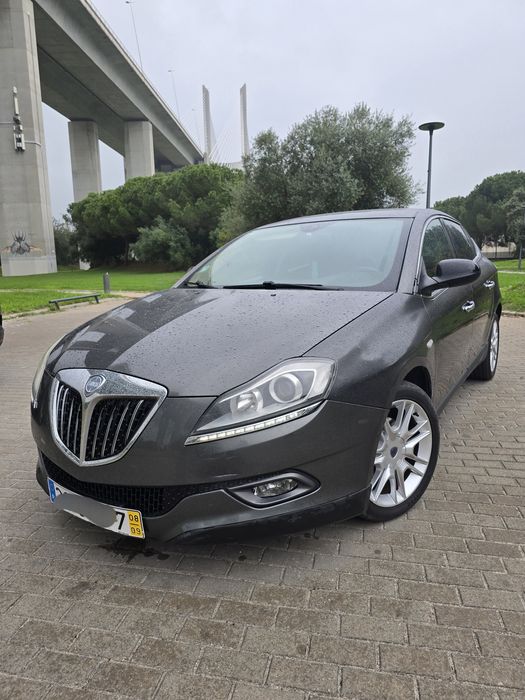 Lancia Delta 1.4T-Jet Platino 150cv