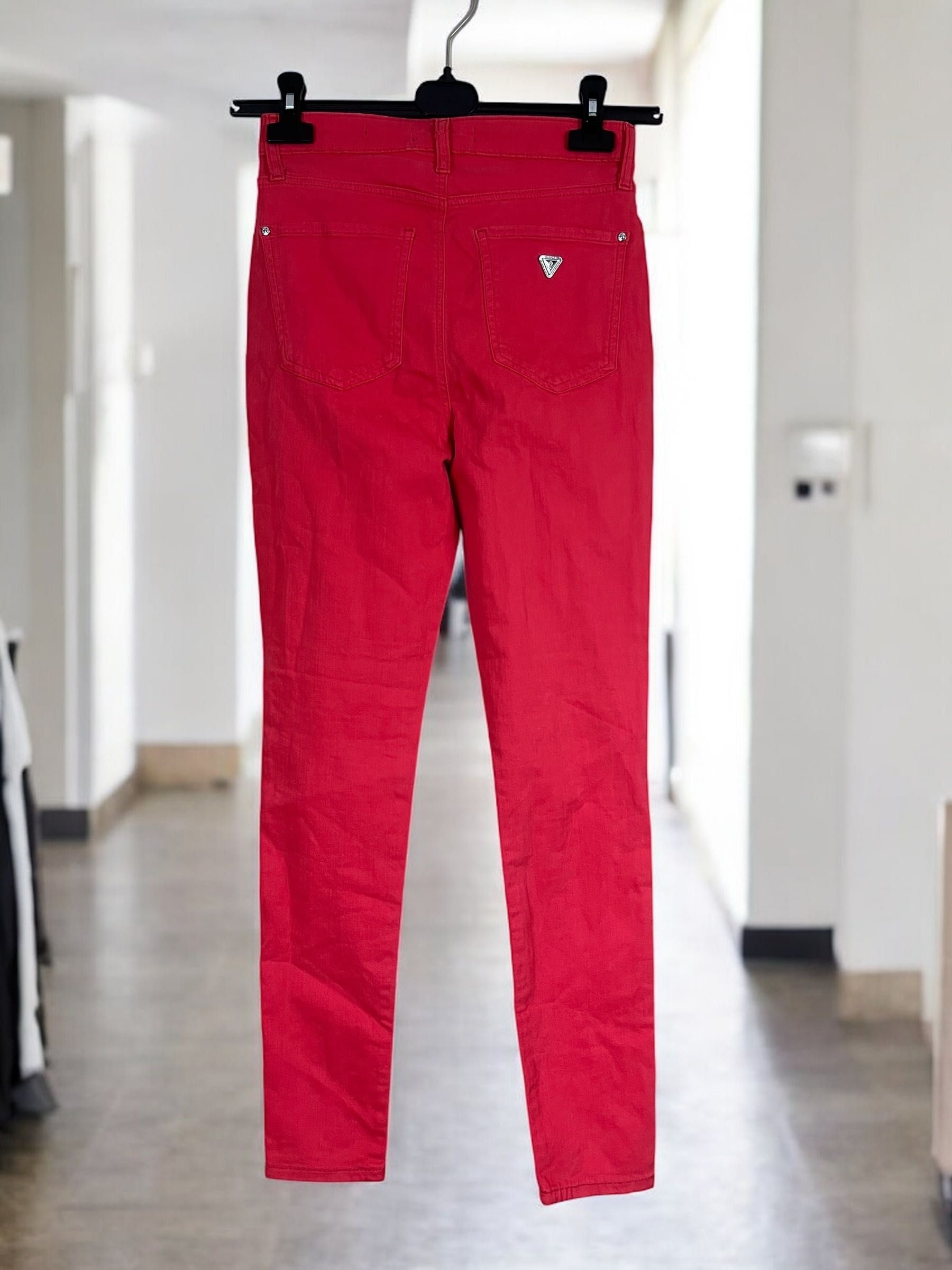 GUESS Skinny High roz. W26 damskie dżinsy