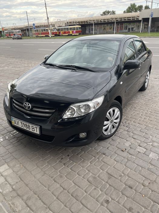Продам Toyota Corolla