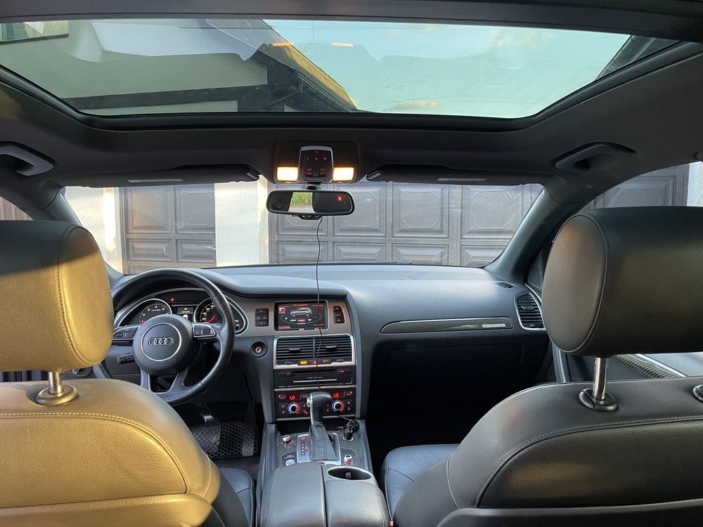 Audi Q7 Prestige S-line V12