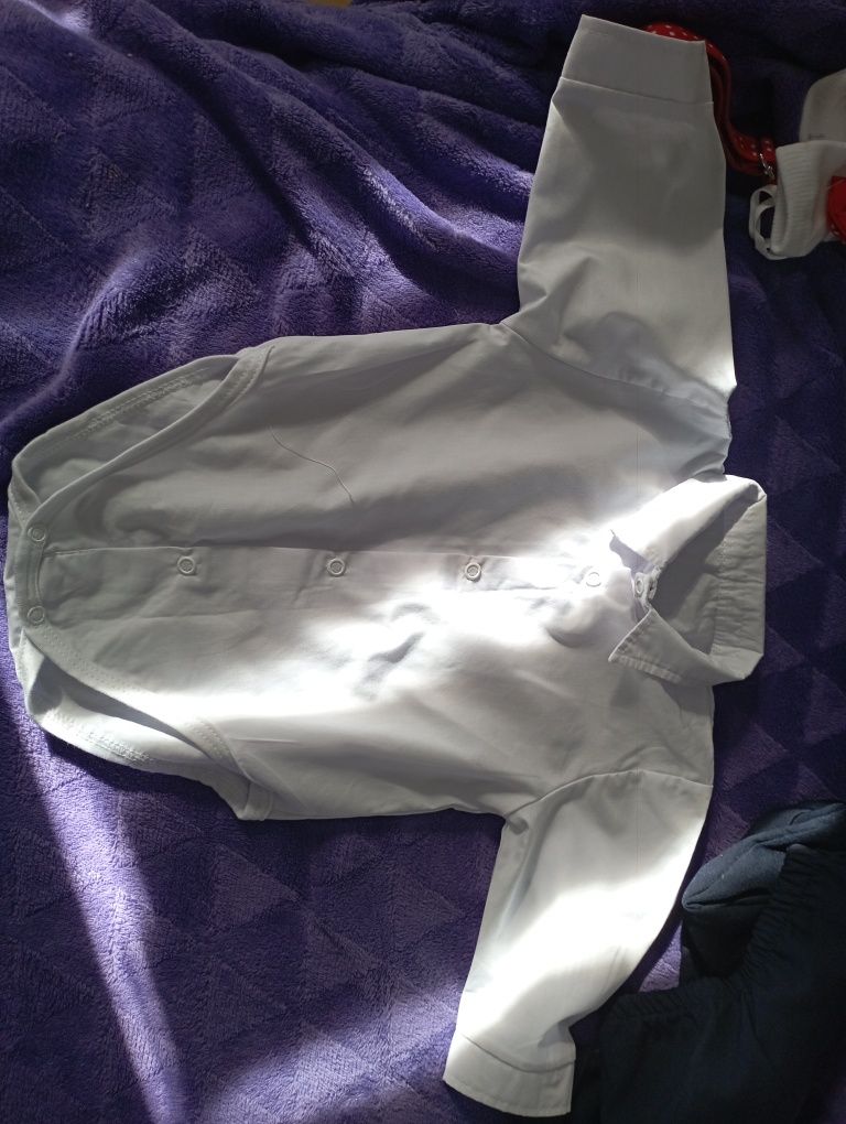 Elegancki strój chłopięcy r.74