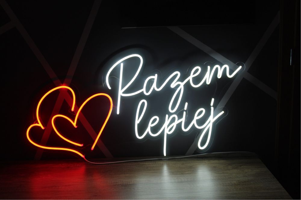 Neon Led „Razem Lepiej + serca”