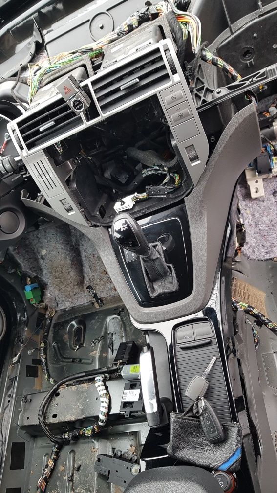 Skrzynia powershift  ford Kuga mk1 4x4 kamera cofania części