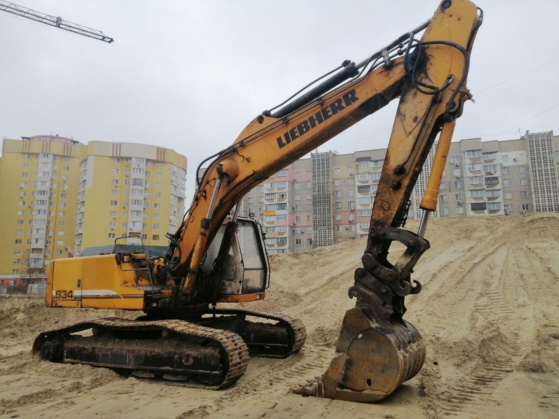 Liebherr 934 2003