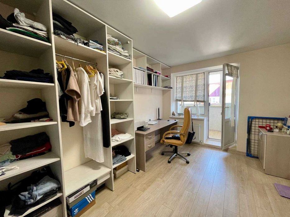 Продаж чудової дворівневої квартири! Виставка