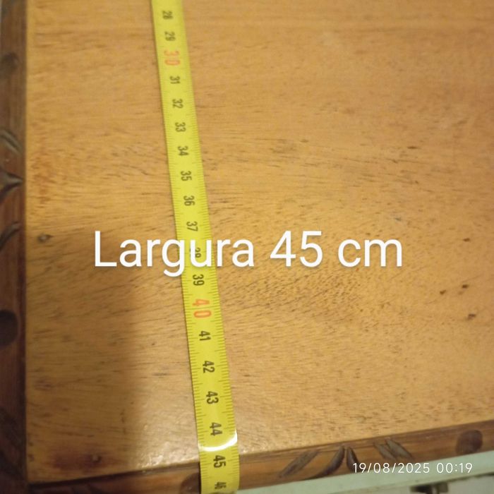 Cómoda vintage estilizada.