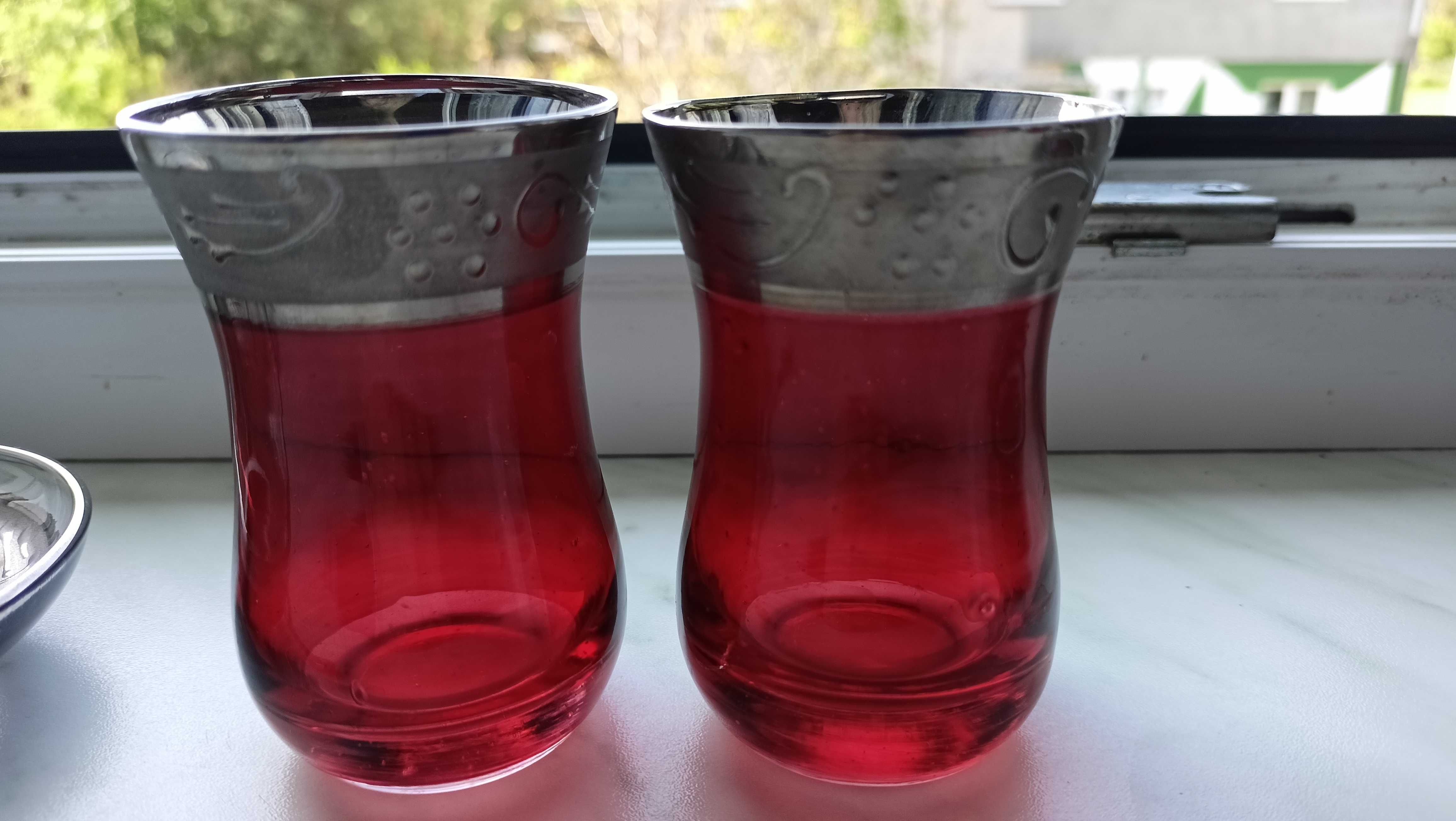 Szklanki i talerzyki + łyżeczki,komplet herbaciany Turcja