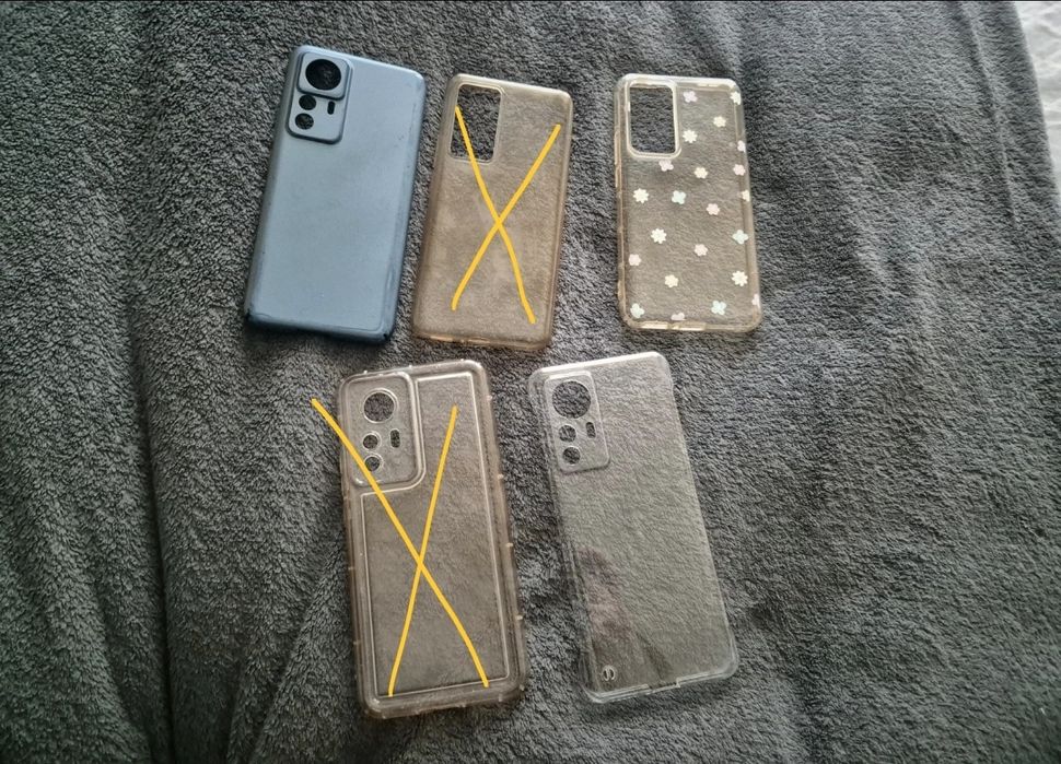 Etui Xiaomi 12T silikonowe i plastikowe