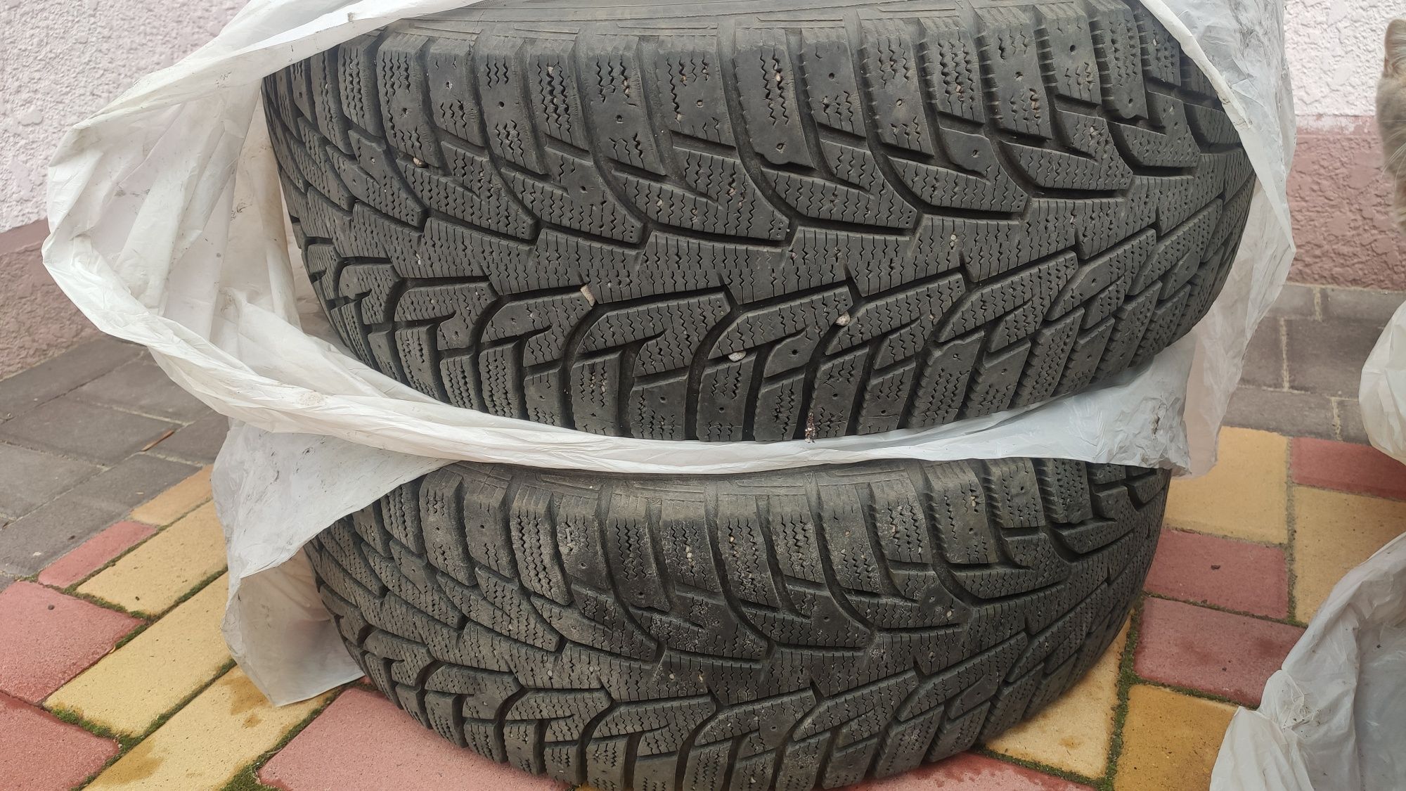 Резина Hankook Зима R16 225/60 Гарний Стан