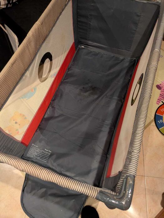 Lionelo Sven Plus - Berço de bebé / Berço de viagem + Móbile Chicco